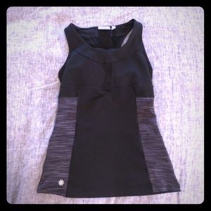XS Black athleta tank with built in bra